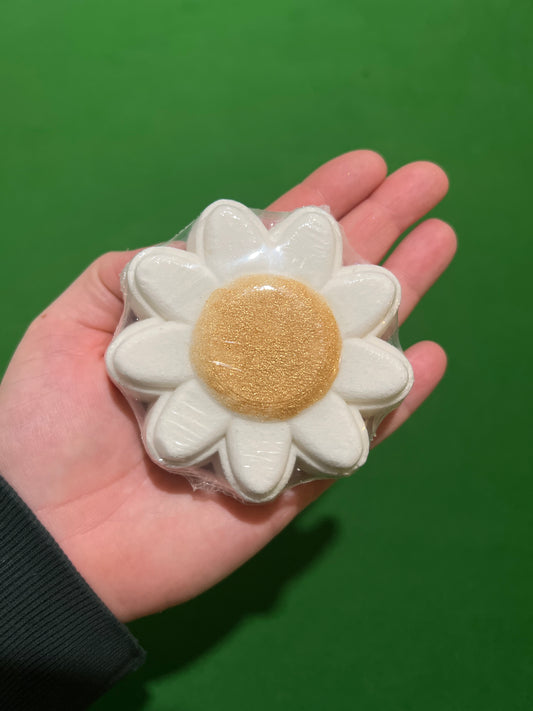 Daisy Bath Bomb