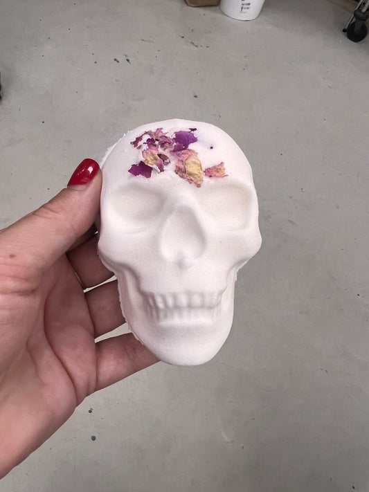 Champagne & Roses Skull Bath Bomb